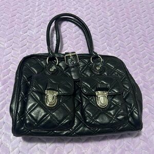 Chic Black Quilted Shoulder Bag